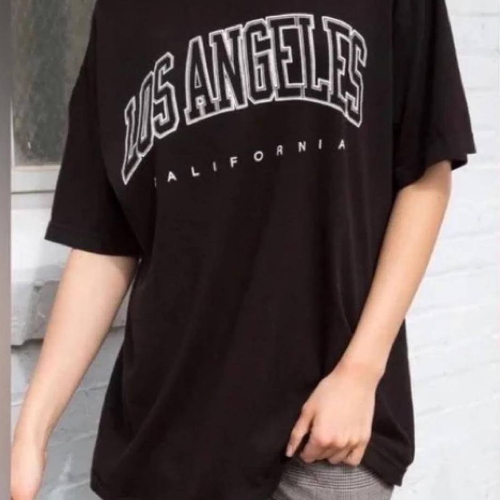 BRANDY MELVILLE LOS ANGELES OVERSIZED TEE